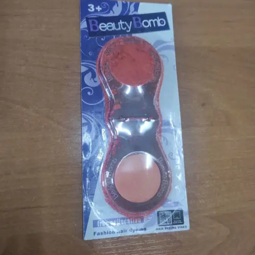 Уцінка. Крейда для волосся кольорова "Beauty Bomb" Розбита одна сторона