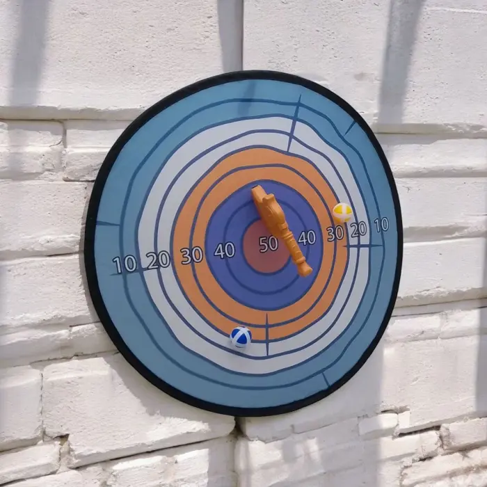 Дартс "Axe Throwing" 2 мʼячика, 3 сокири, 56 см, на липучках