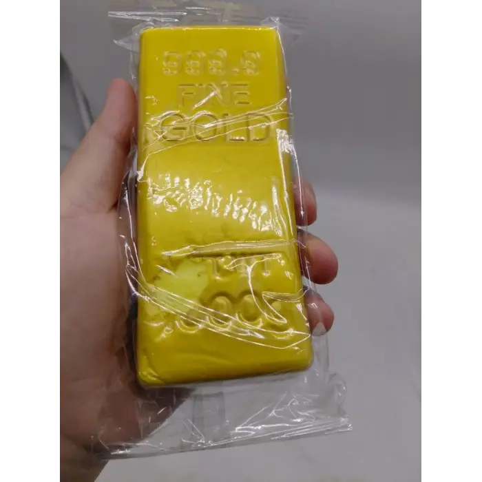 Уцінка. Сквіш "Butter gold" масло 13 см - Пошкоджена лицьова частина