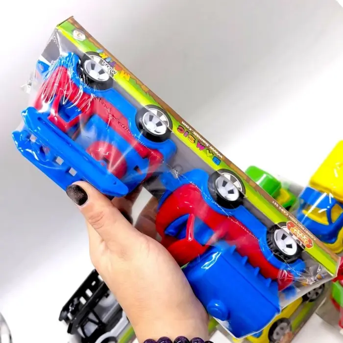 Набір пластикових машинок "Mini Matiki" (пожежна, водовоз) ЧЕРВОНИЙ